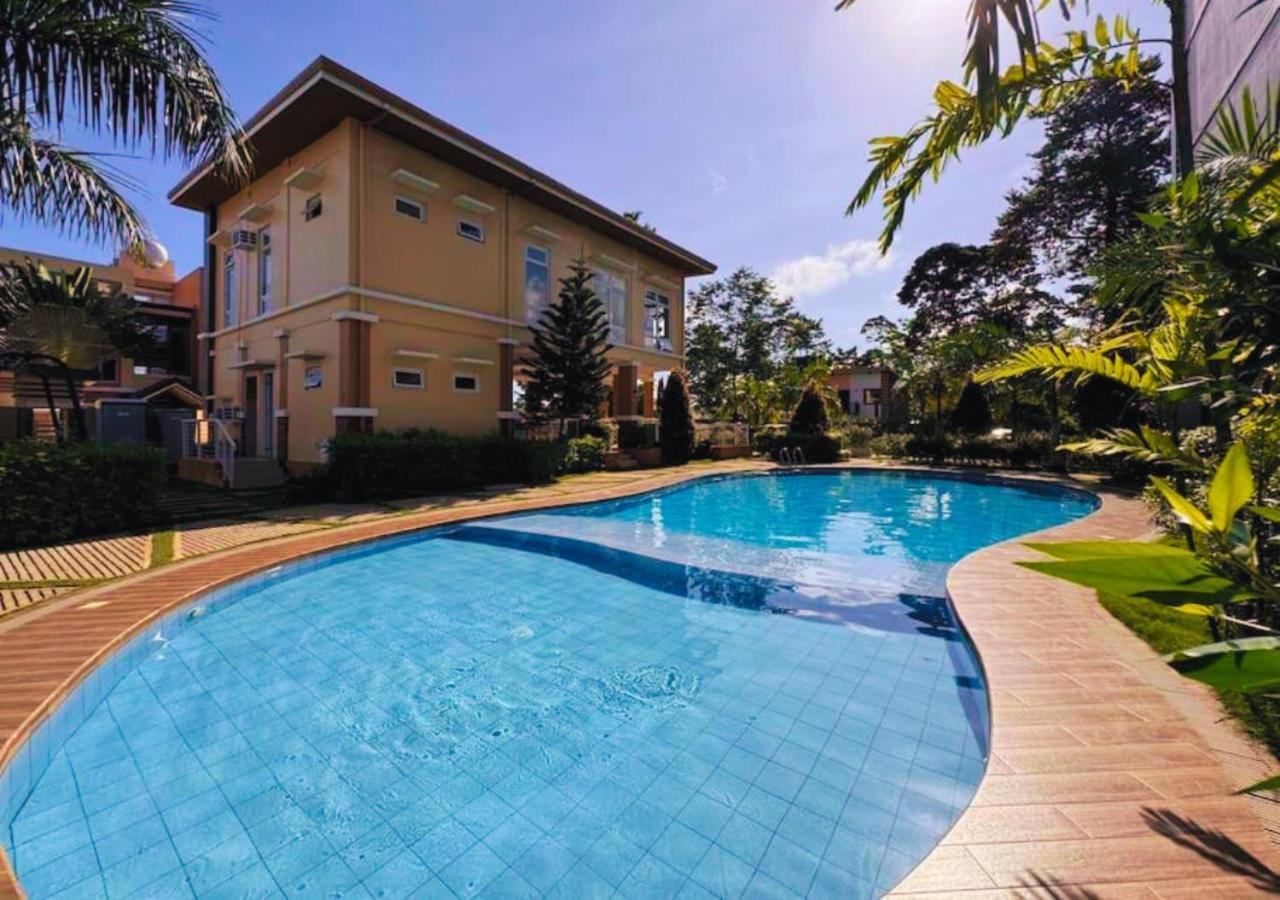 Palawan Staycation With A Balcony, Free Pool, Underground River, Honda Bay, With Car Rental - B2 6Diamond Puerto Princesa Esterno foto