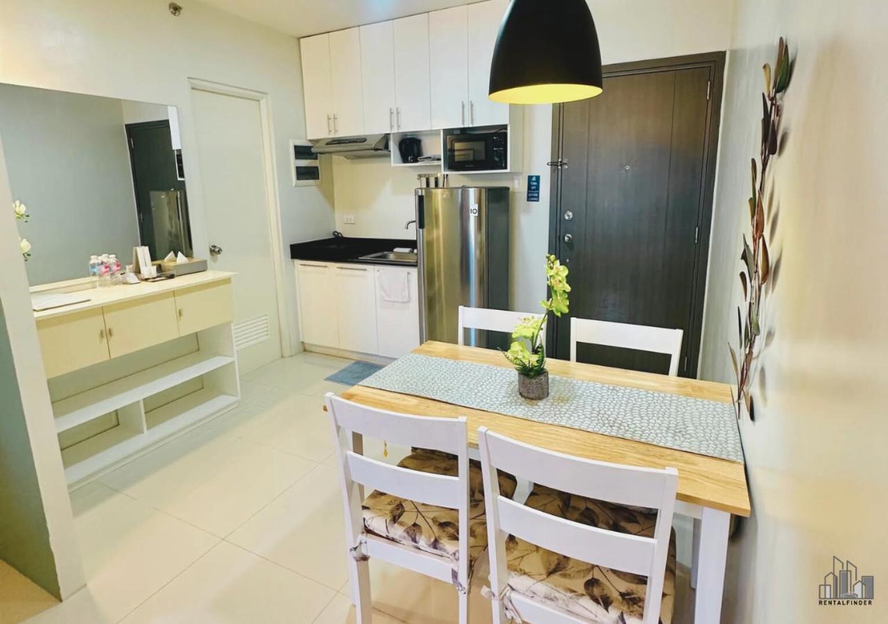 Palawan Staycation With A Balcony, Free Pool, Underground River, Honda Bay, With Car Rental - B2 6Diamond Puerto Princesa Esterno foto