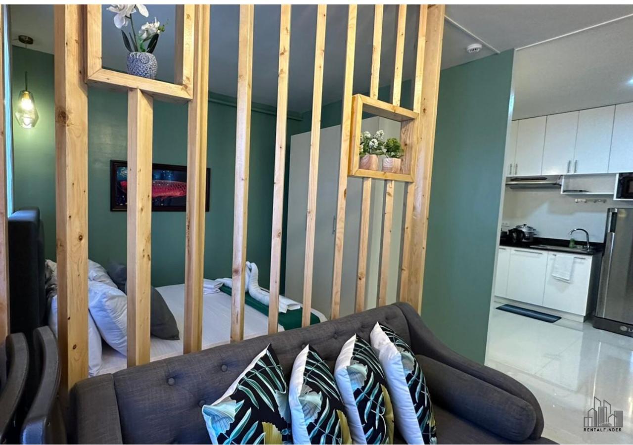 Palawan Staycation With A Balcony, Free Pool, Underground River, Honda Bay, With Car Rental - B2 6Diamond Puerto Princesa Esterno foto